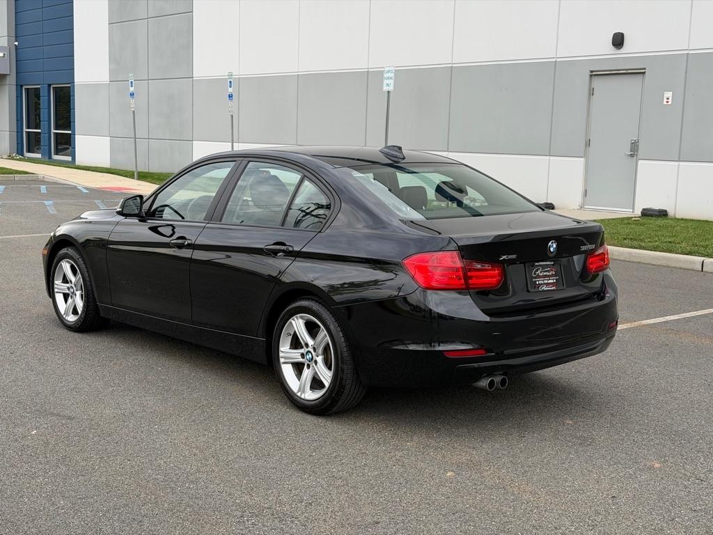 BMW 3 Series 4dr Sdn 328i xDrive AWD 2013