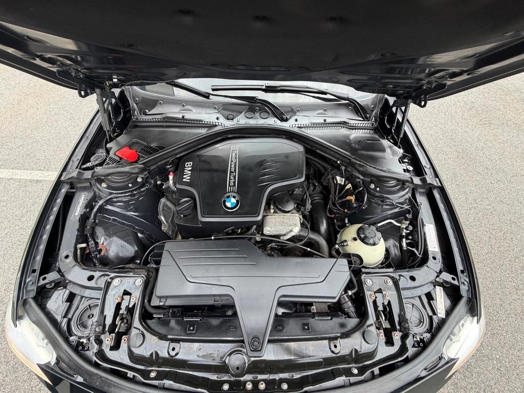 BMW 3 Series 4dr Sdn 328i xDrive AWD 2013