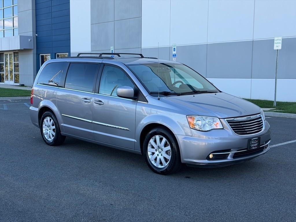 Chrysler Town & Country 4dr Wgn Touring 2013