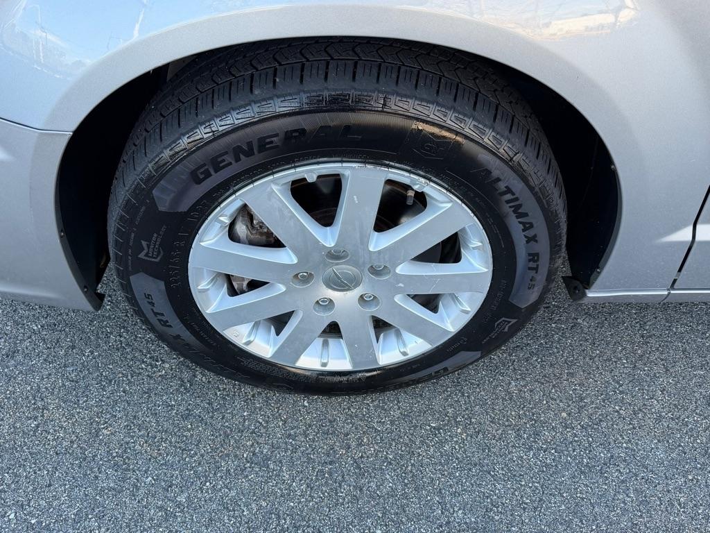 Chrysler Town & Country 4dr Wgn Touring 2013