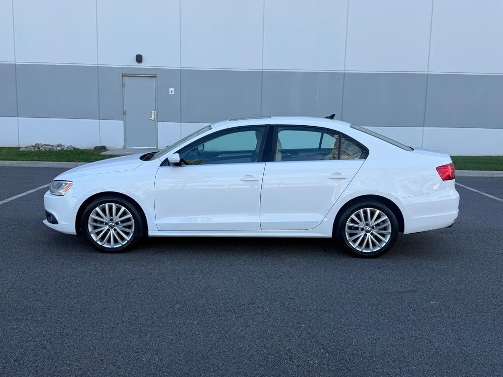 Volkswagen Jetta Sedan  2013