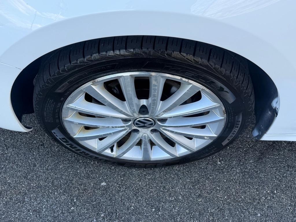 Volkswagen Jetta Sedan  2013