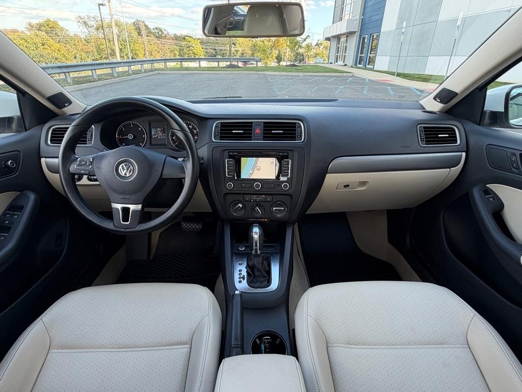 Volkswagen Jetta Sedan  2013