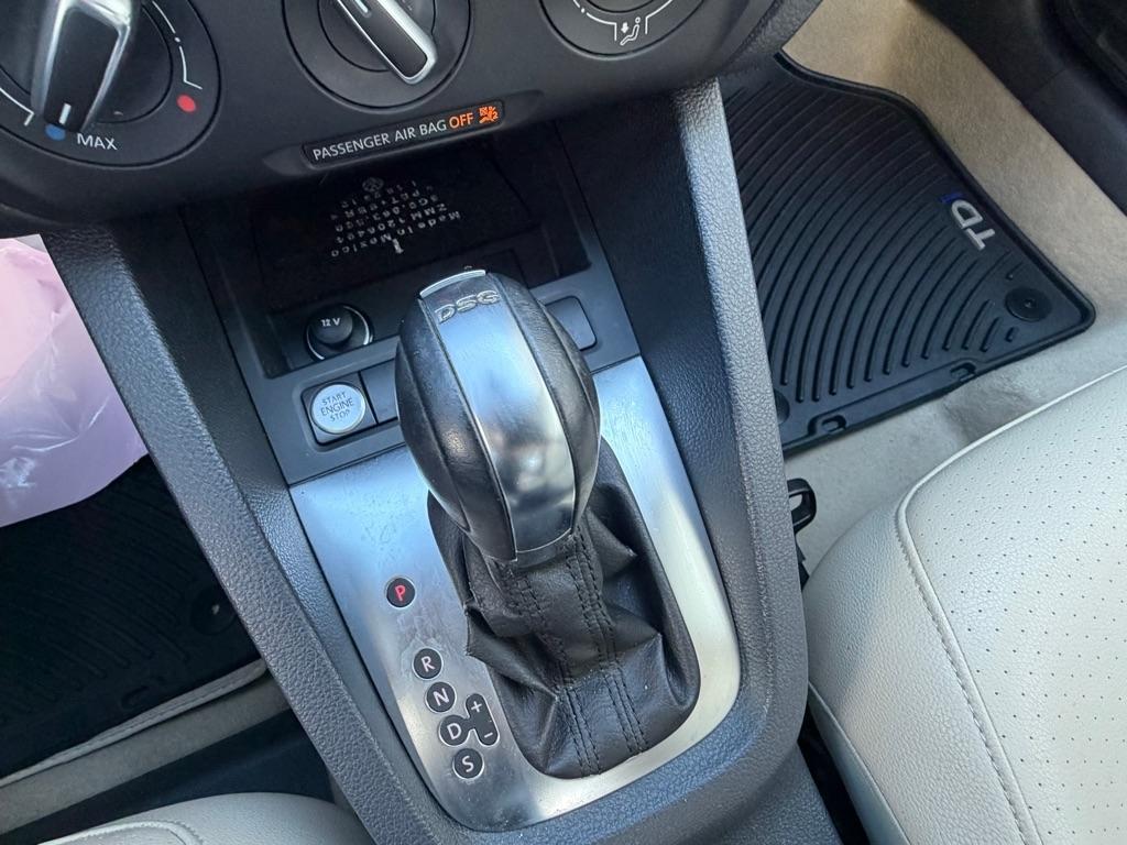 Volkswagen Jetta Sedan  2013