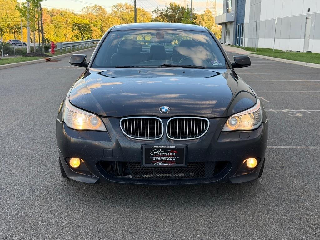 BMW 5 Series 4dr Sdn 535i xDrive AWD 2010