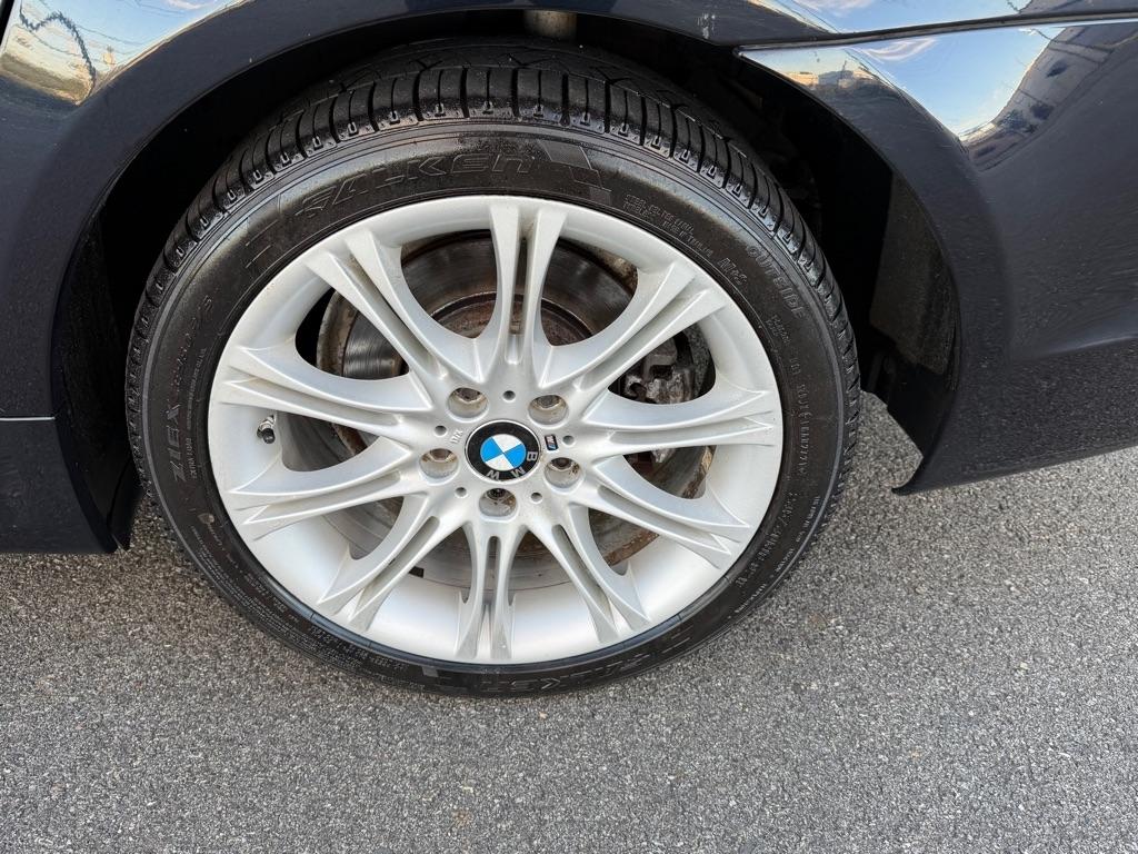 BMW 5 Series 4dr Sdn 535i xDrive AWD 2010