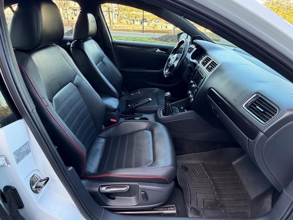 Volkswagen Jetta Sedan 4dr Man GLI Edition 30 w/Nav 2014