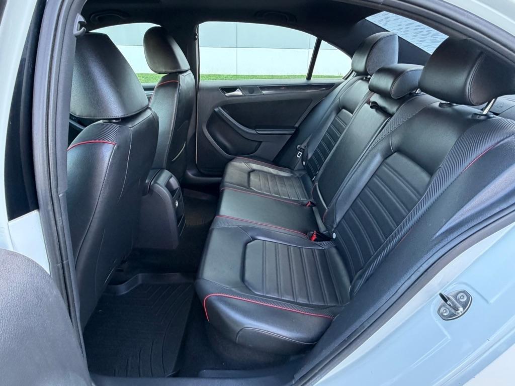 Volkswagen Jetta Sedan 4dr Man GLI Edition 30 w/Nav 2014
