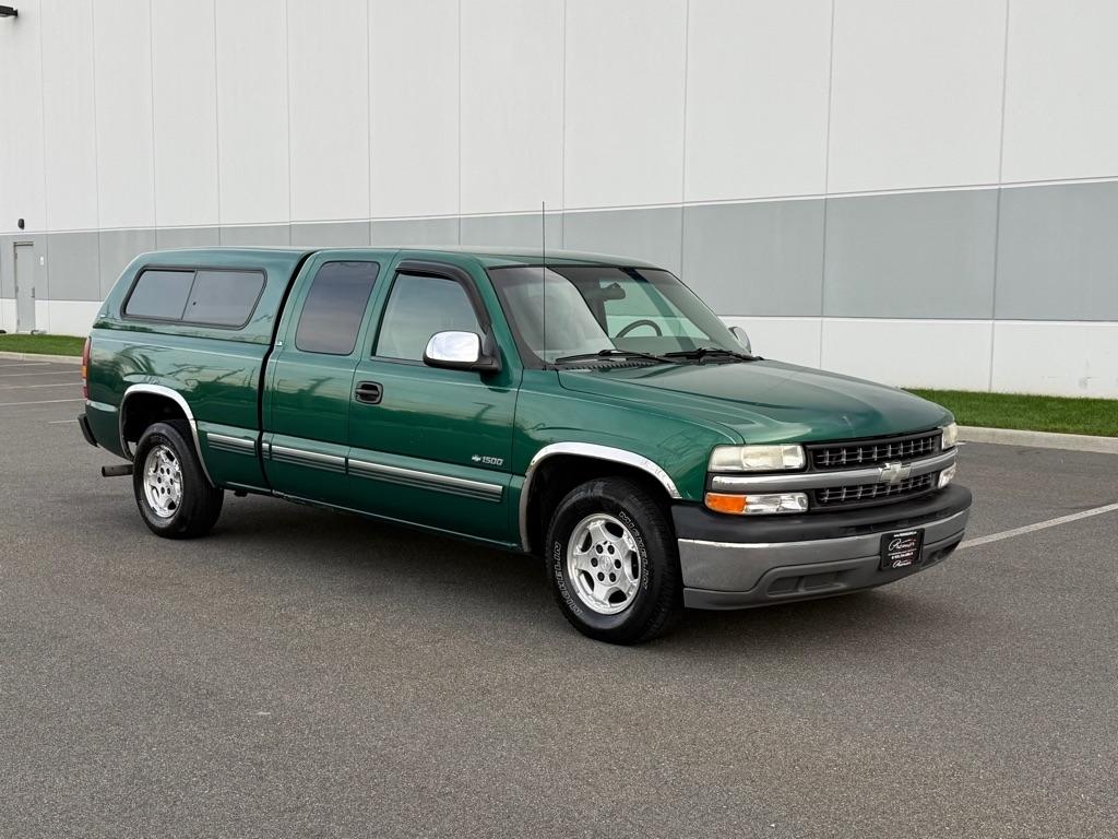 Chevrolet Silverado 1500 3dr Ext Cab 143.5" WB LS 2000