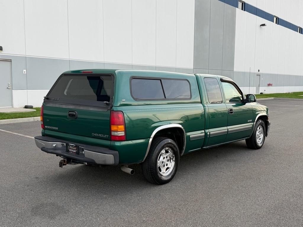 Chevrolet Silverado 1500 3dr Ext Cab 143.5" WB LS 2000