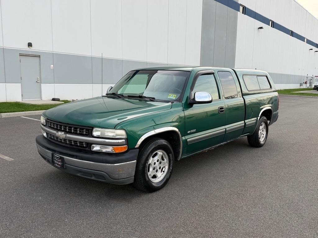 Chevrolet Silverado 1500 3dr Ext Cab 143.5" WB LS 2000