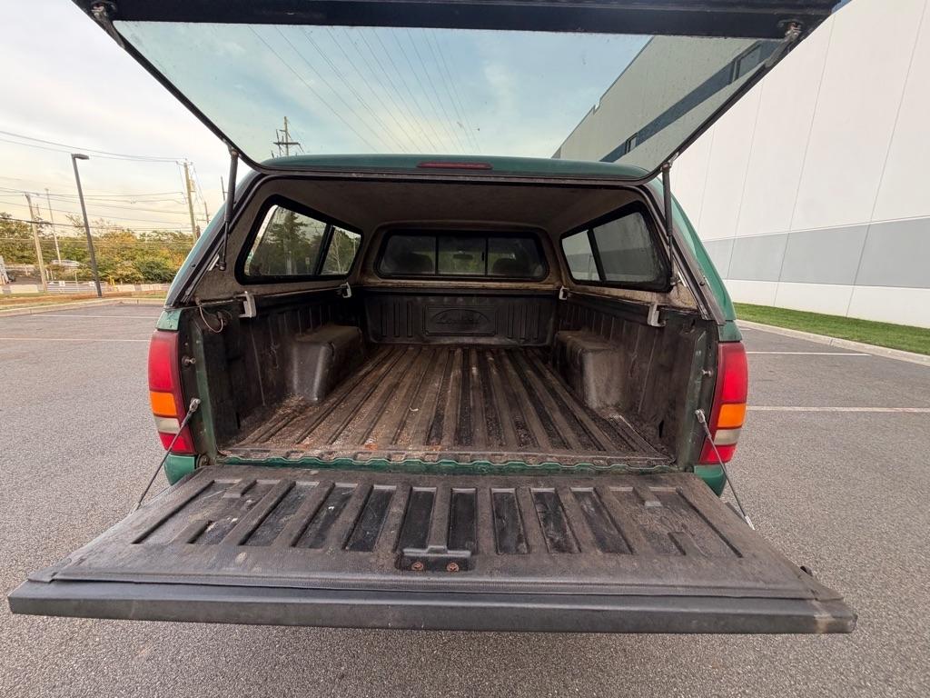 Chevrolet Silverado 1500 3dr Ext Cab 143.5" WB LS 2000