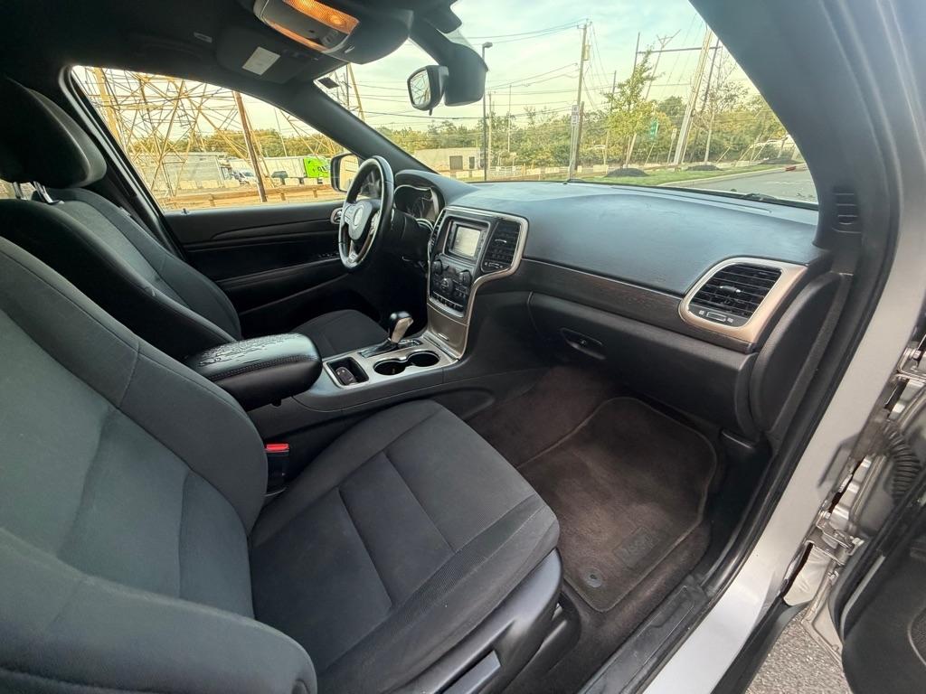Jeep Grand Cherokee Laredo 4x4 2017
