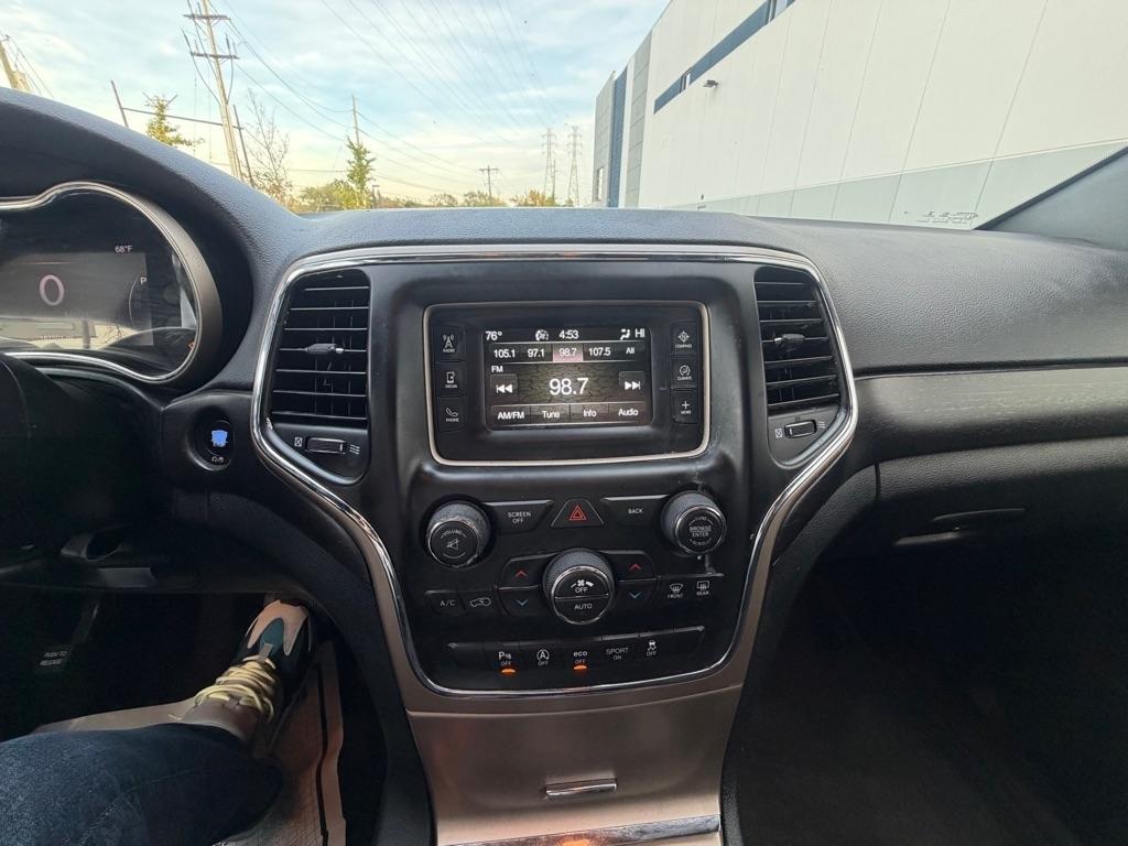 Jeep Grand Cherokee Laredo 4x4 2017