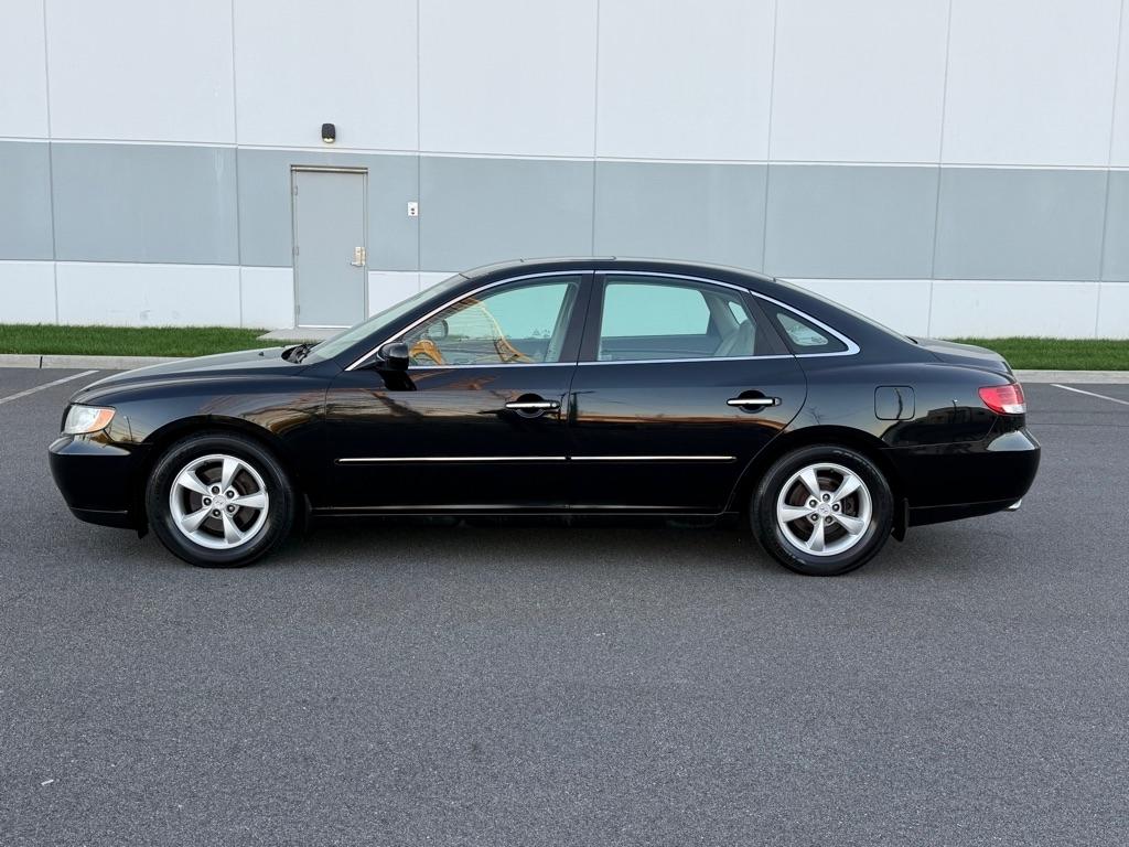 Hyundai Azera 4dr Sdn SE 2006