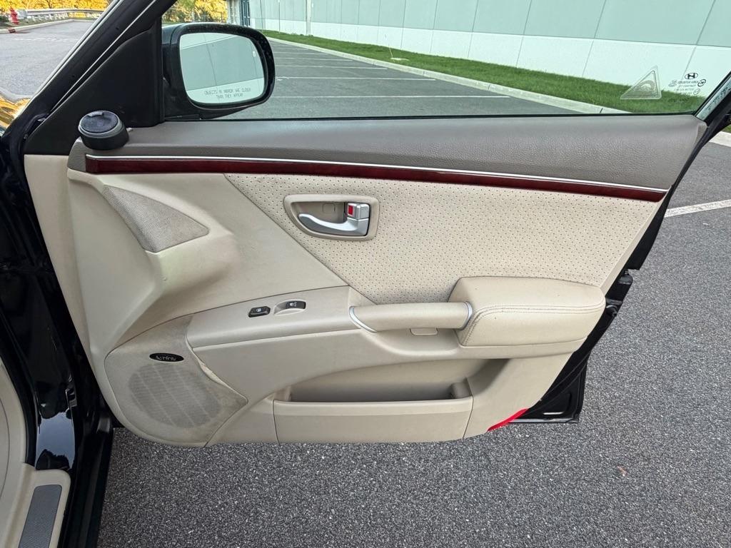 Hyundai Azera 4dr Sdn SE 2006