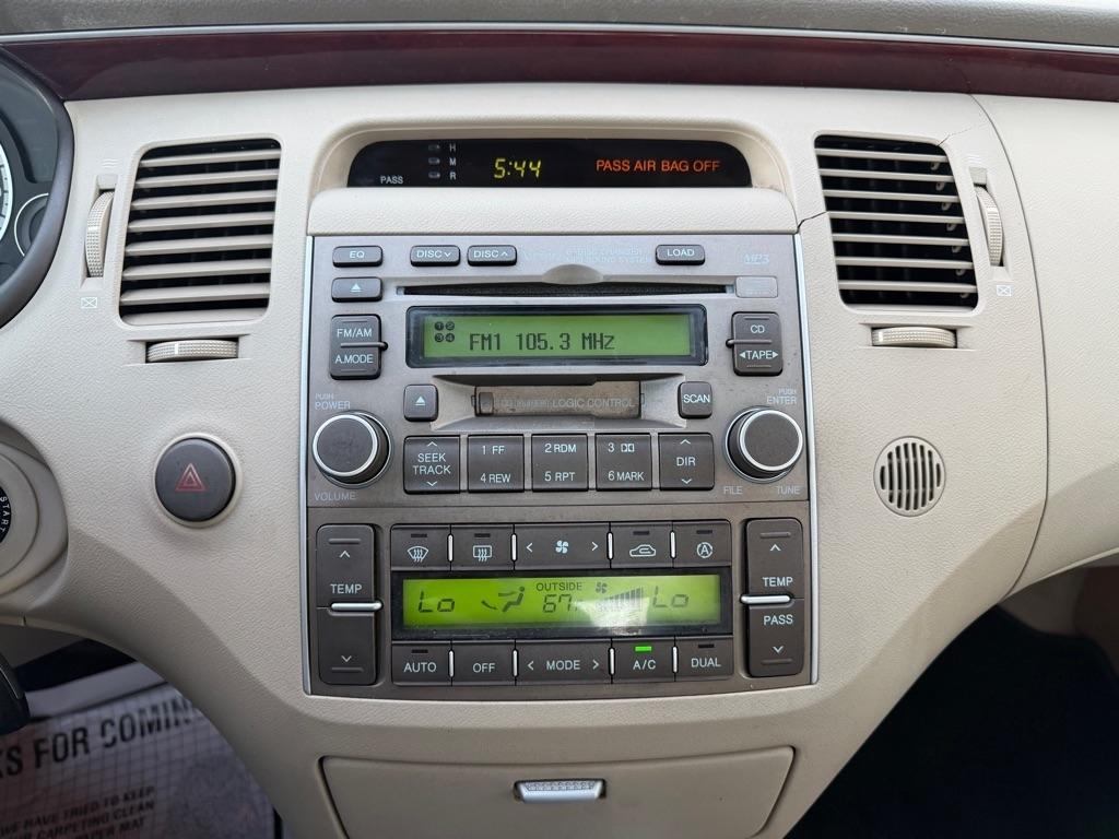 Hyundai Azera 4dr Sdn SE 2006