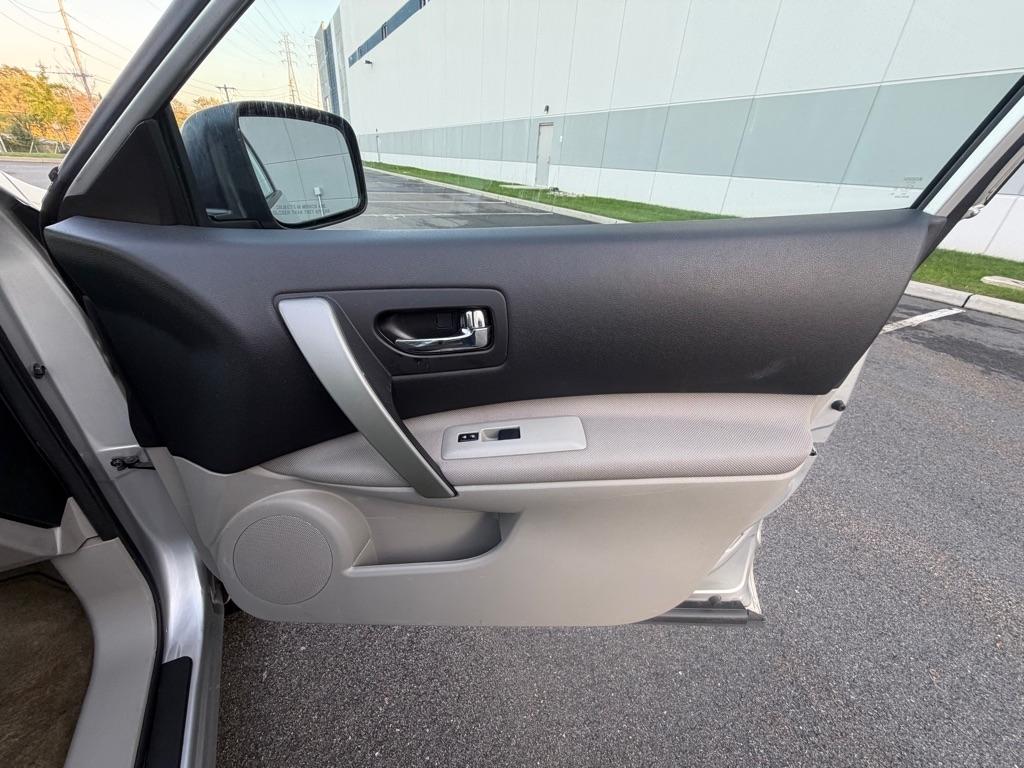 Nissan Rogue AWD 4dr S 2012