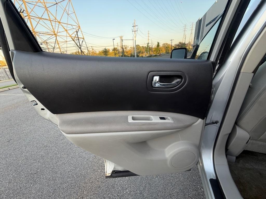Nissan Rogue AWD 4dr S 2012