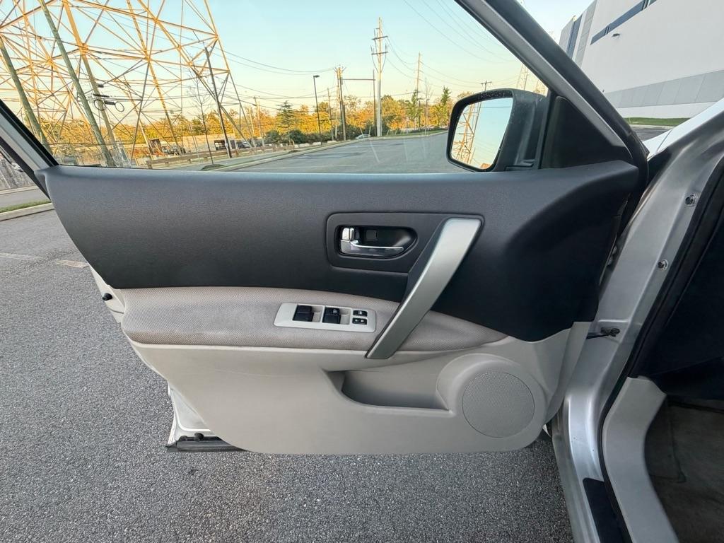 Nissan Rogue AWD 4dr S 2012