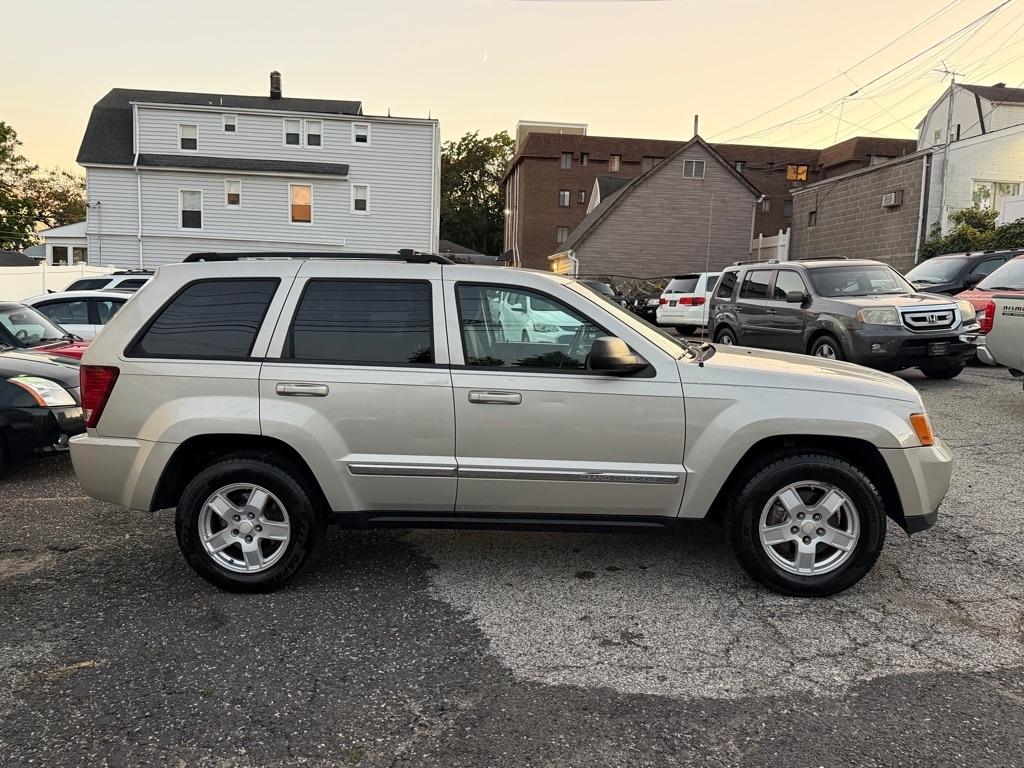 Jeep Grand Cherokee 4WD 4dr Laredo 2010