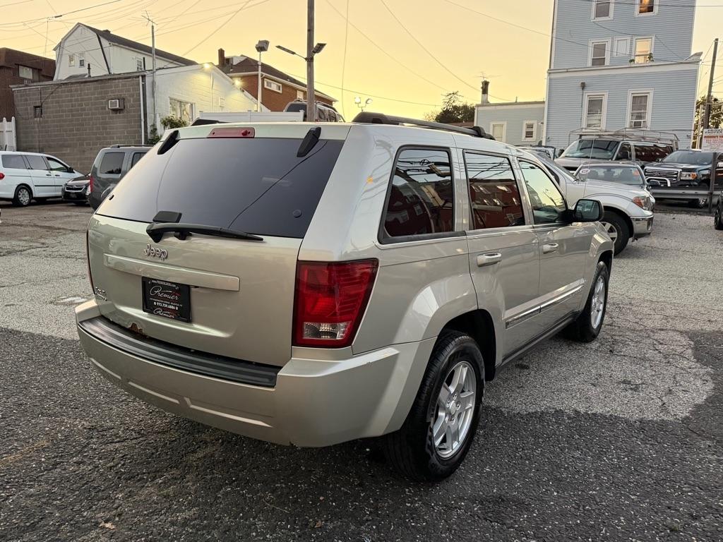 Jeep Grand Cherokee 4WD 4dr Laredo 2010