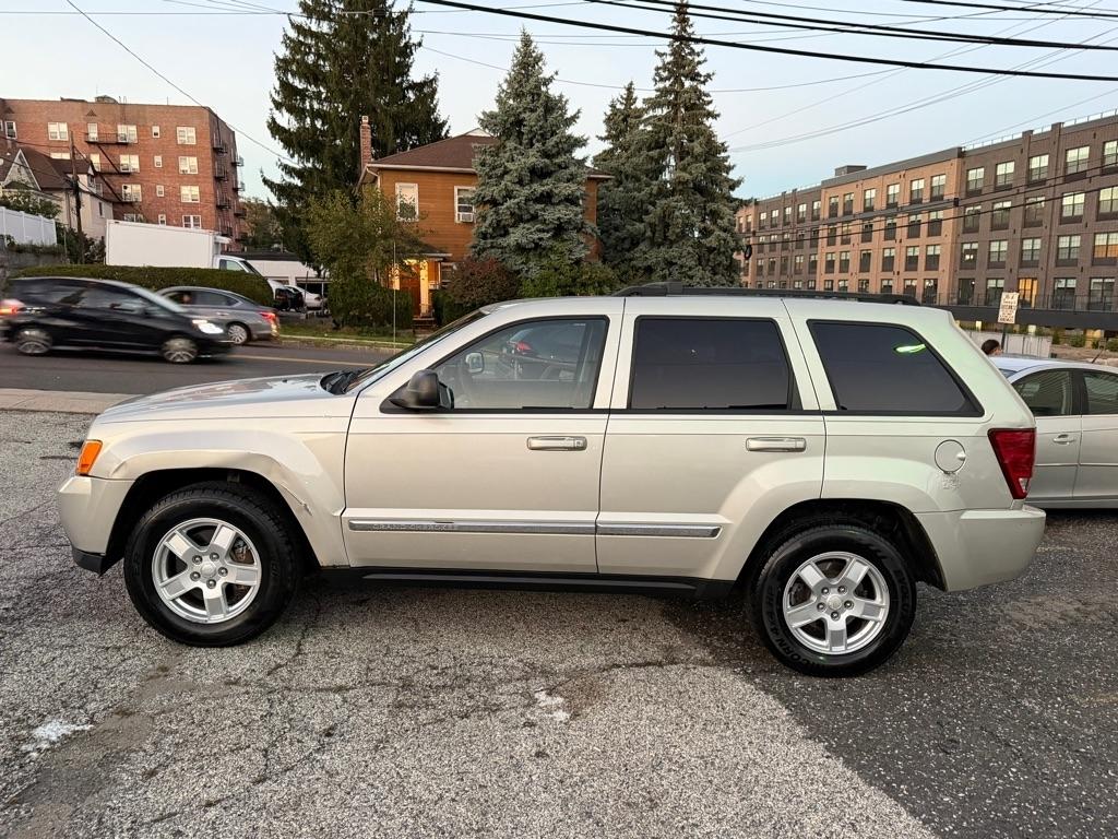 Jeep Grand Cherokee 4WD 4dr Laredo 2010