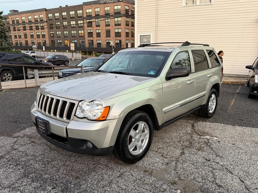 Jeep Grand Cherokee 4WD 4dr Laredo 2010