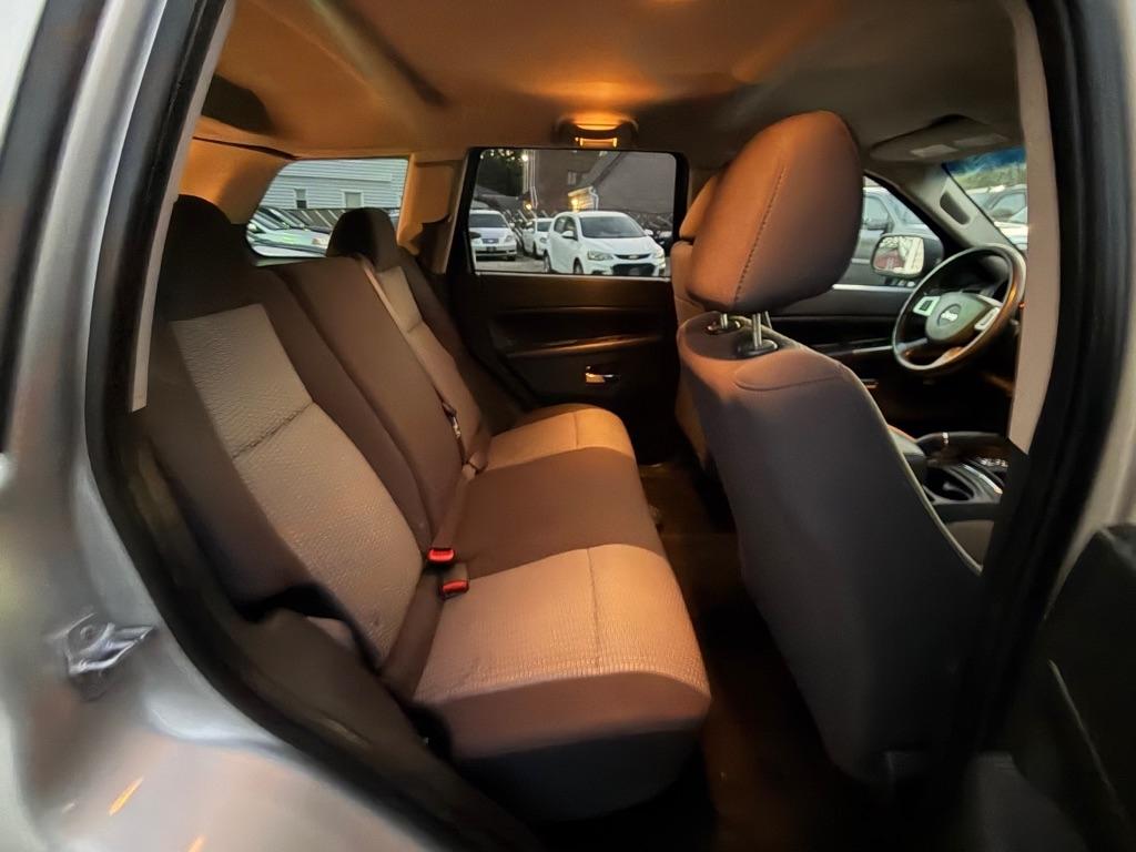 Jeep Grand Cherokee 4WD 4dr Laredo 2010