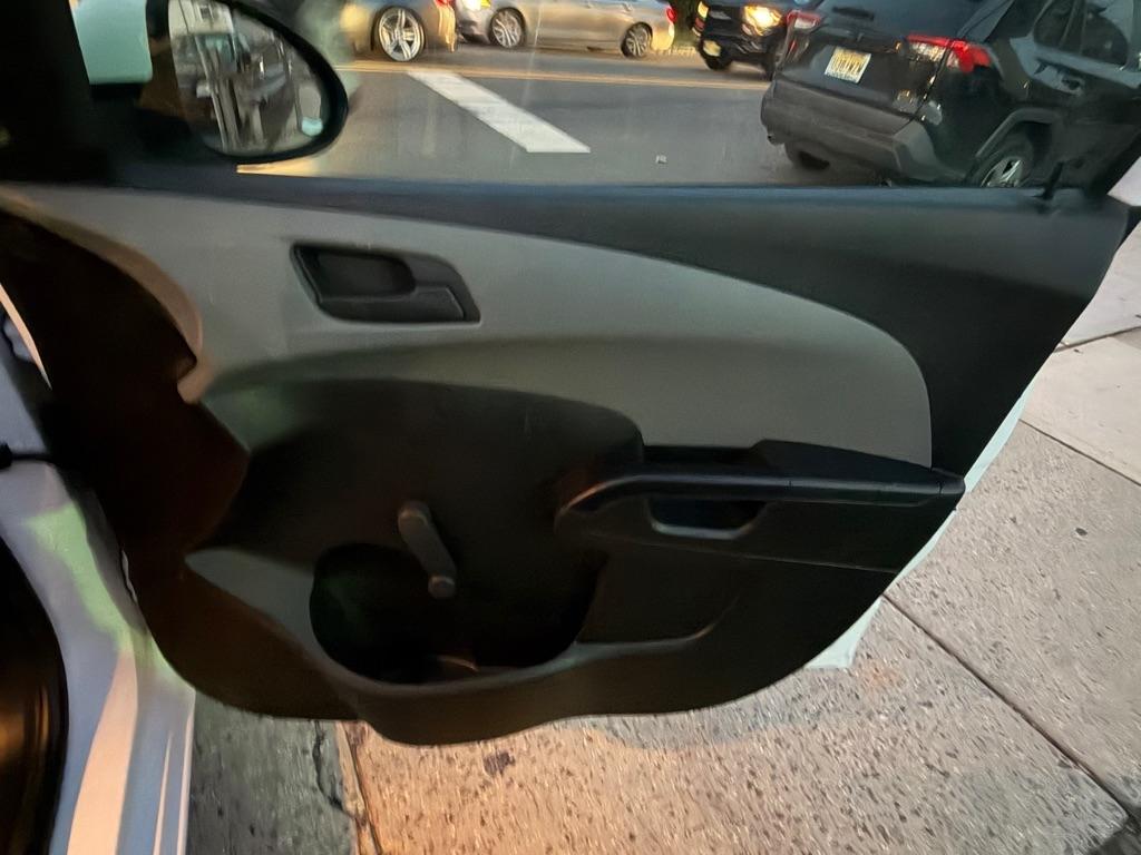 Chevrolet Sonic 5dr HB Auto LT w/1FL 2019