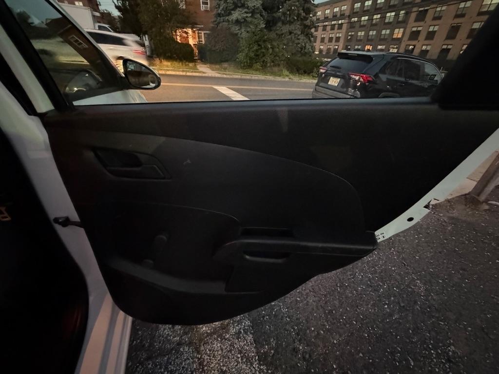 Chevrolet Sonic 5dr HB Auto LT w/1FL 2019