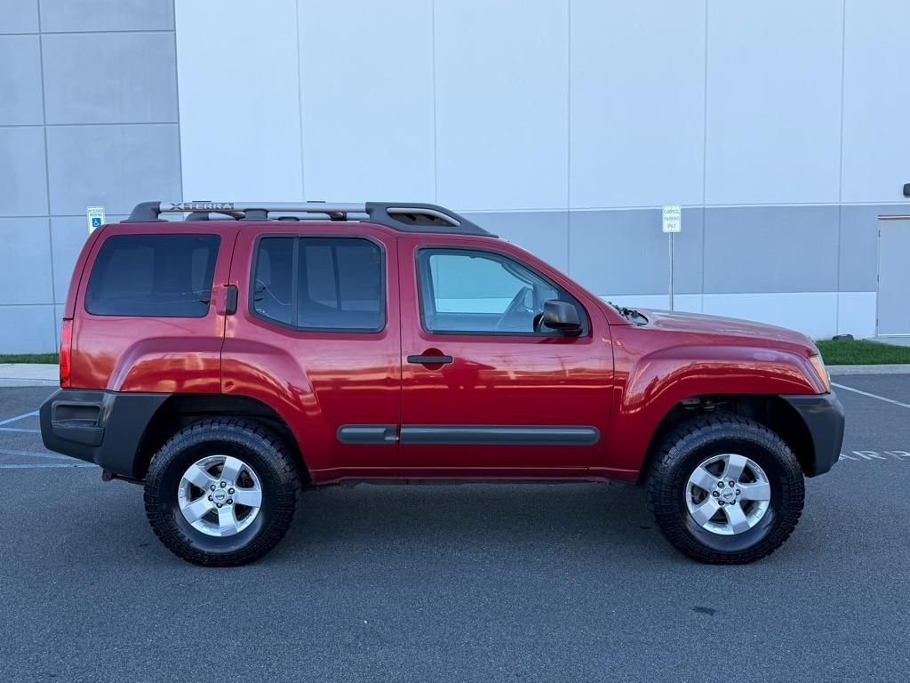 Nissan Xterra 4WD 4dr Auto S 2011
