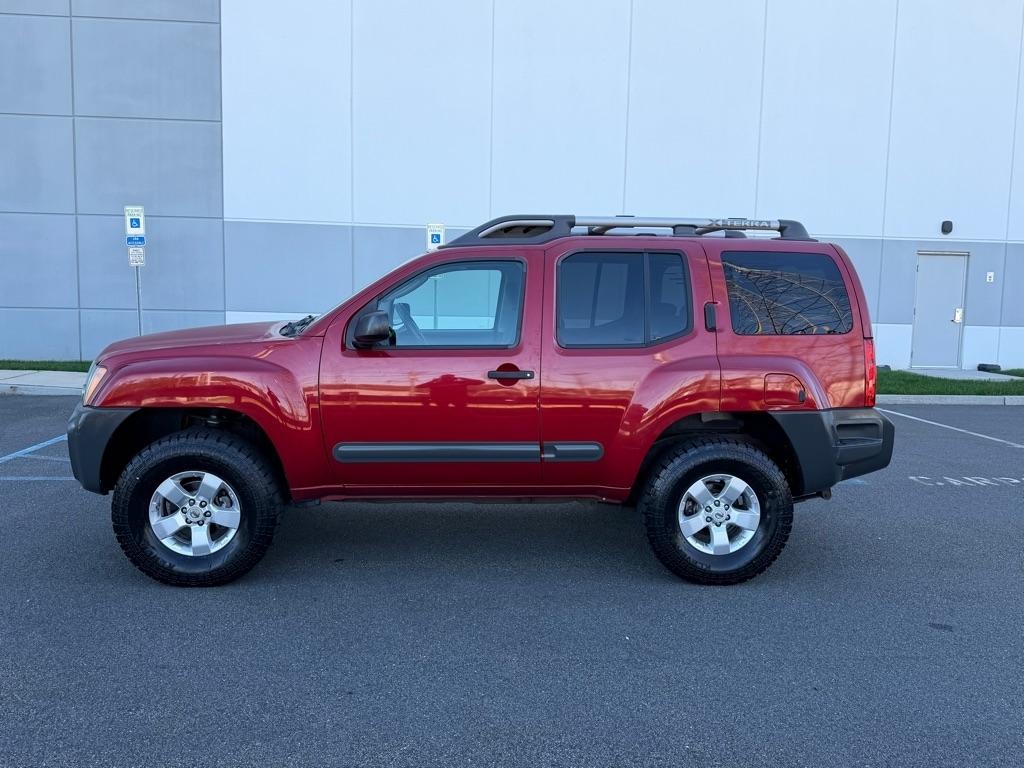 Nissan Xterra 4WD 4dr Auto S 2011