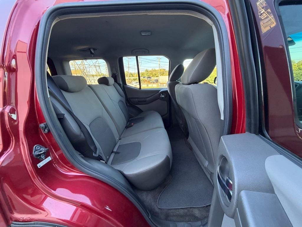 Nissan Xterra 4WD 4dr Auto S 2011
