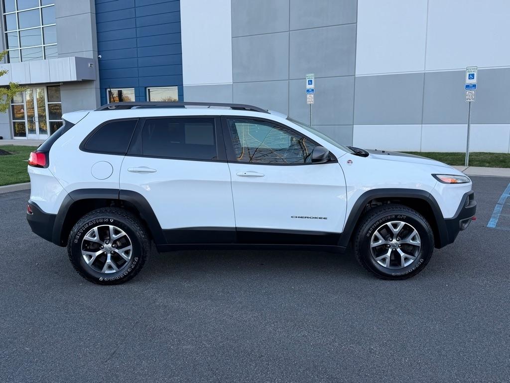 Jeep Cherokee 4WD 4dr Trailhawk 2016