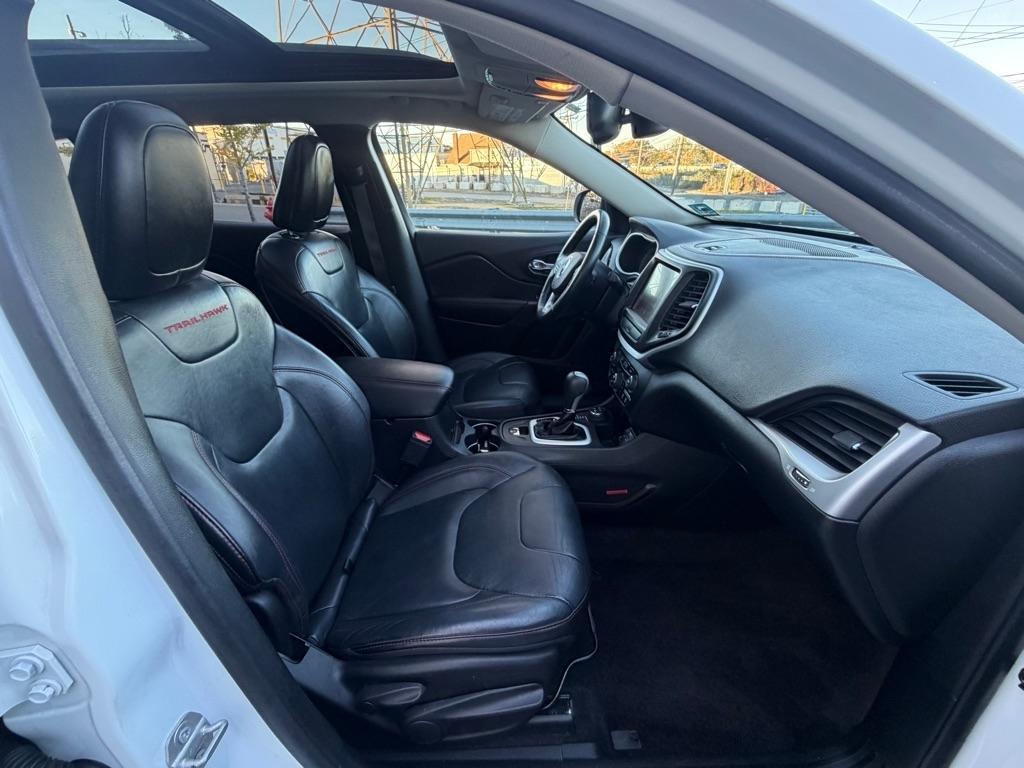 Jeep Cherokee 4WD 4dr Trailhawk 2016