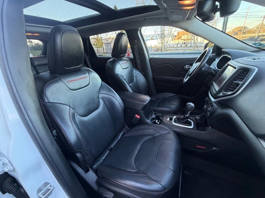Jeep Cherokee 4WD 4dr Trailhawk 2016