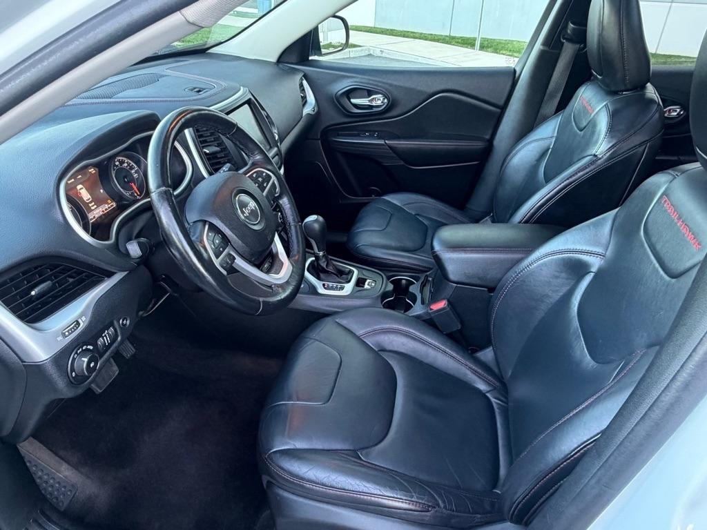 Jeep Cherokee 4WD 4dr Trailhawk 2016