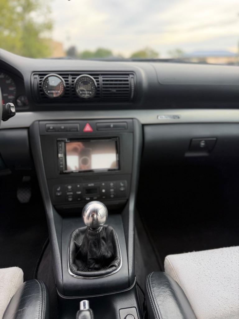 Audi S4 4dr Sdn Quattro AWD 2.7L Auto 2000