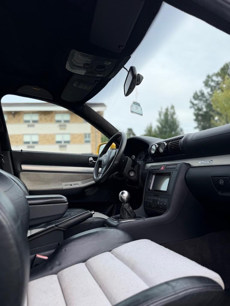 Audi S4 4dr Sdn Quattro AWD 2.7L Auto 2000