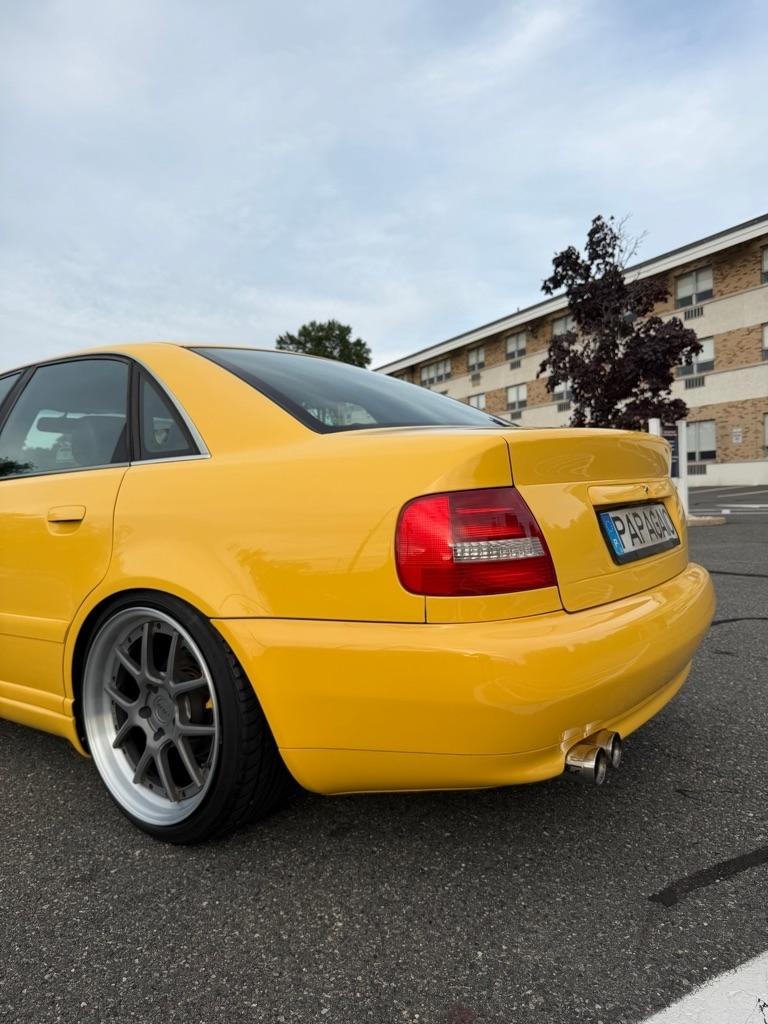 Audi S4 4dr Sdn Quattro AWD 2.7L Auto 2000