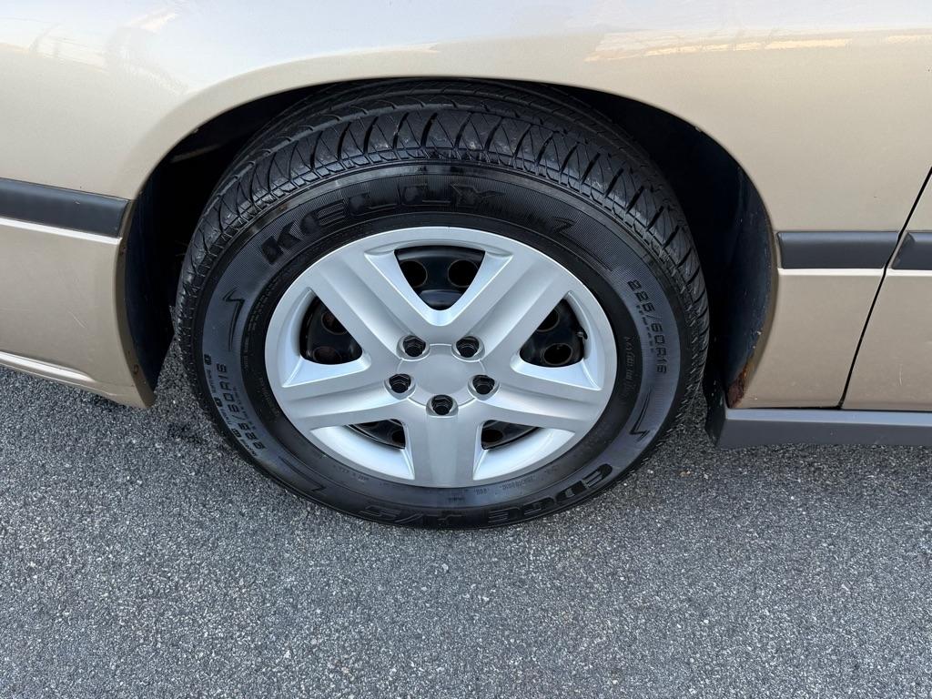 Chevrolet Impala 4dr Sdn 2004