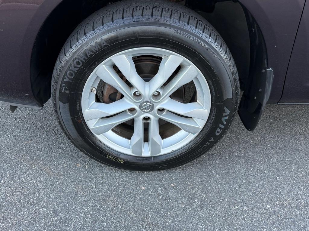 Nissan Rogue AWD 4dr SV 2013