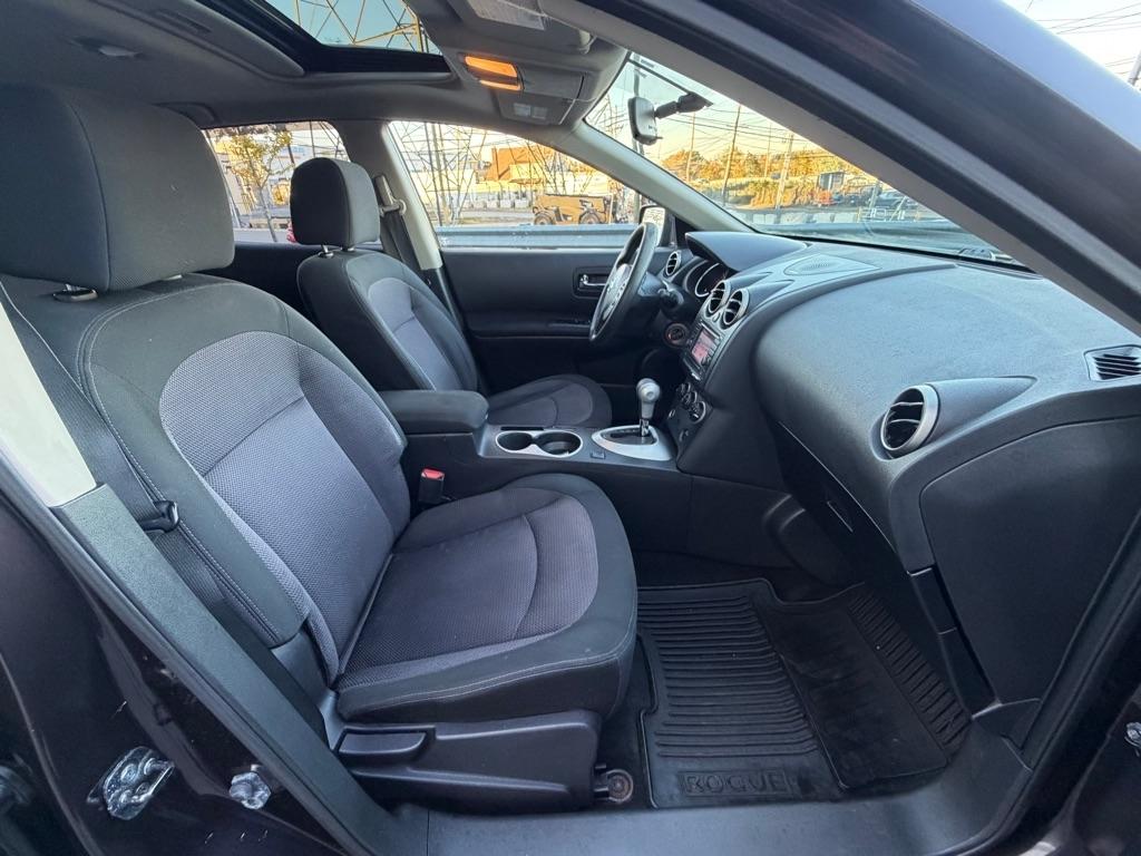 Nissan Rogue AWD 4dr SV 2013