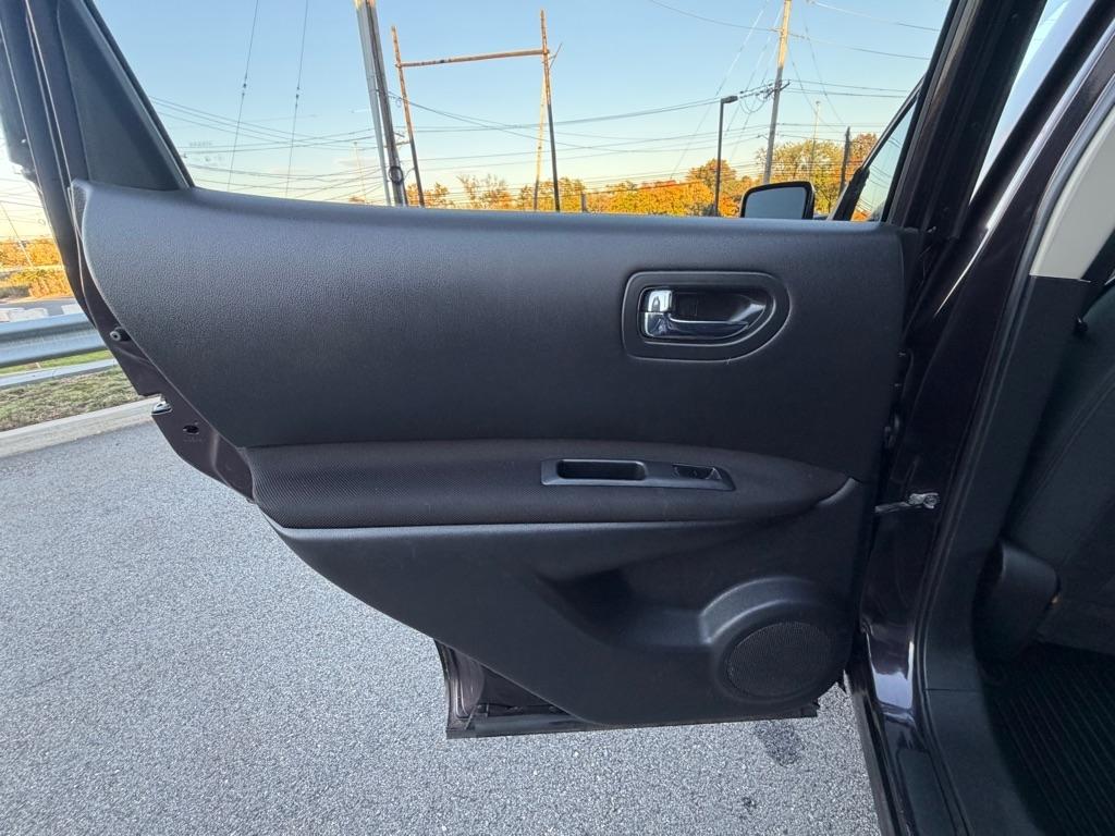 Nissan Rogue AWD 4dr SV 2013