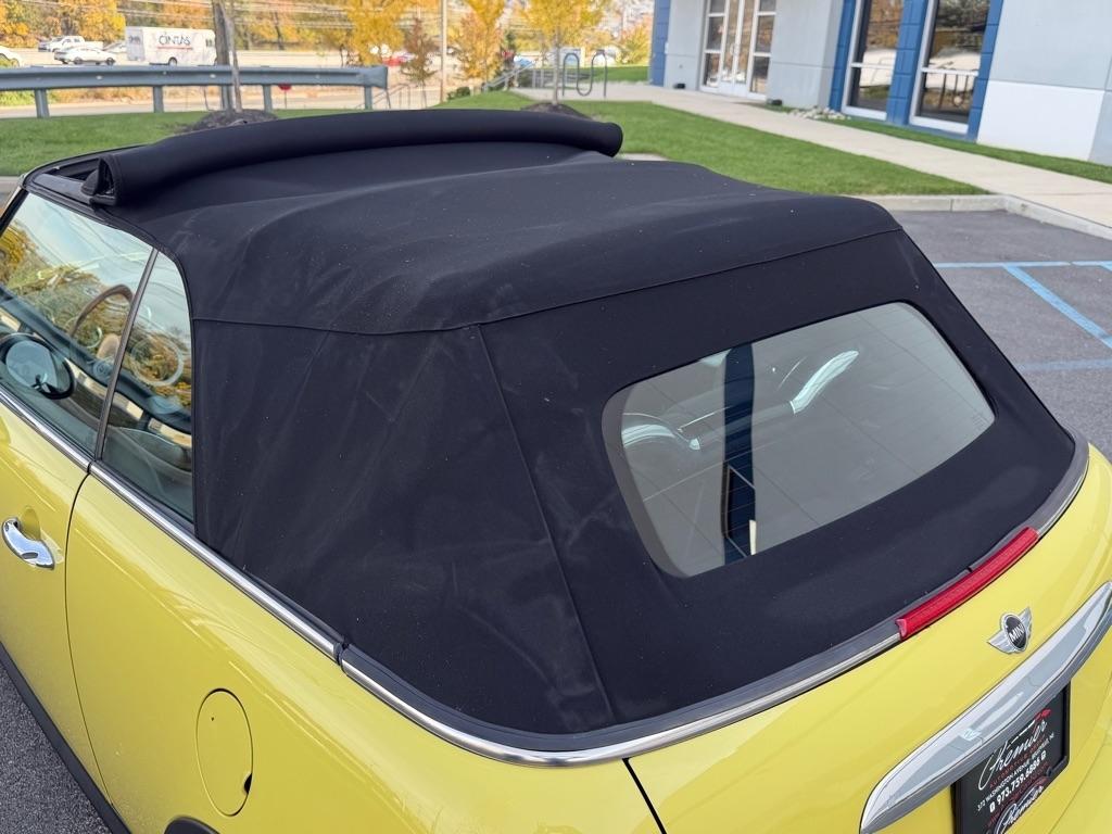 MINI Cooper Convertible  2009