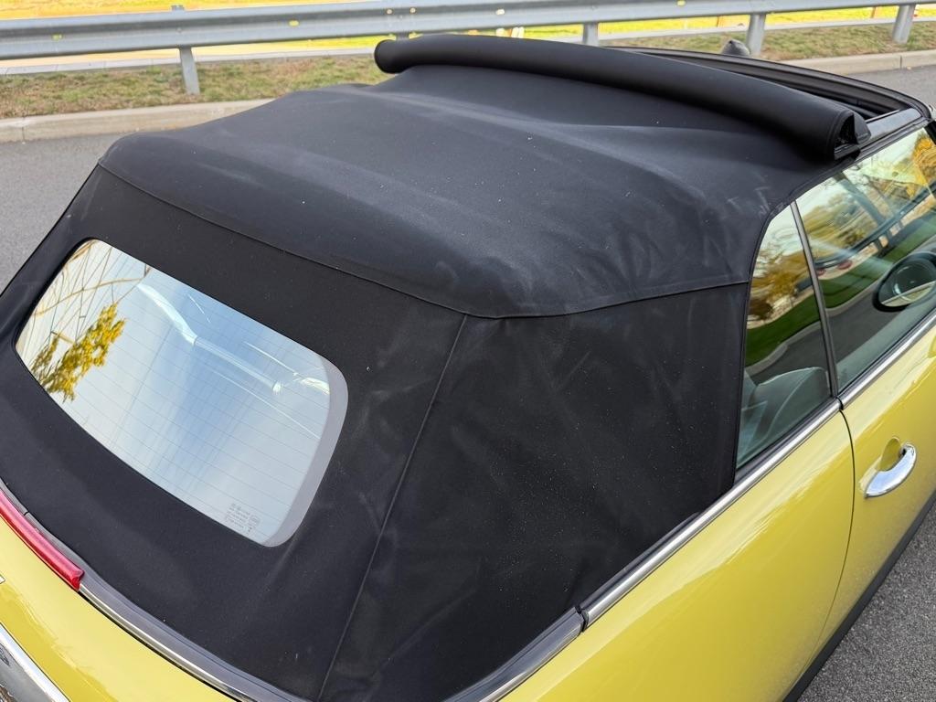 MINI Cooper Convertible  2009
