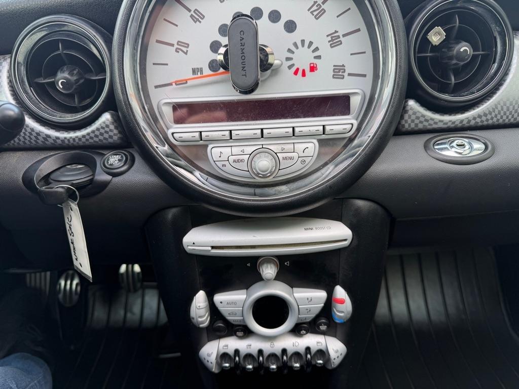 MINI Cooper Convertible  2009