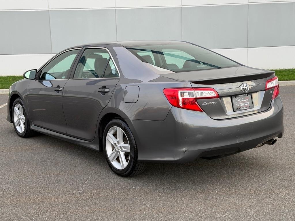 Toyota Camry SE 2014