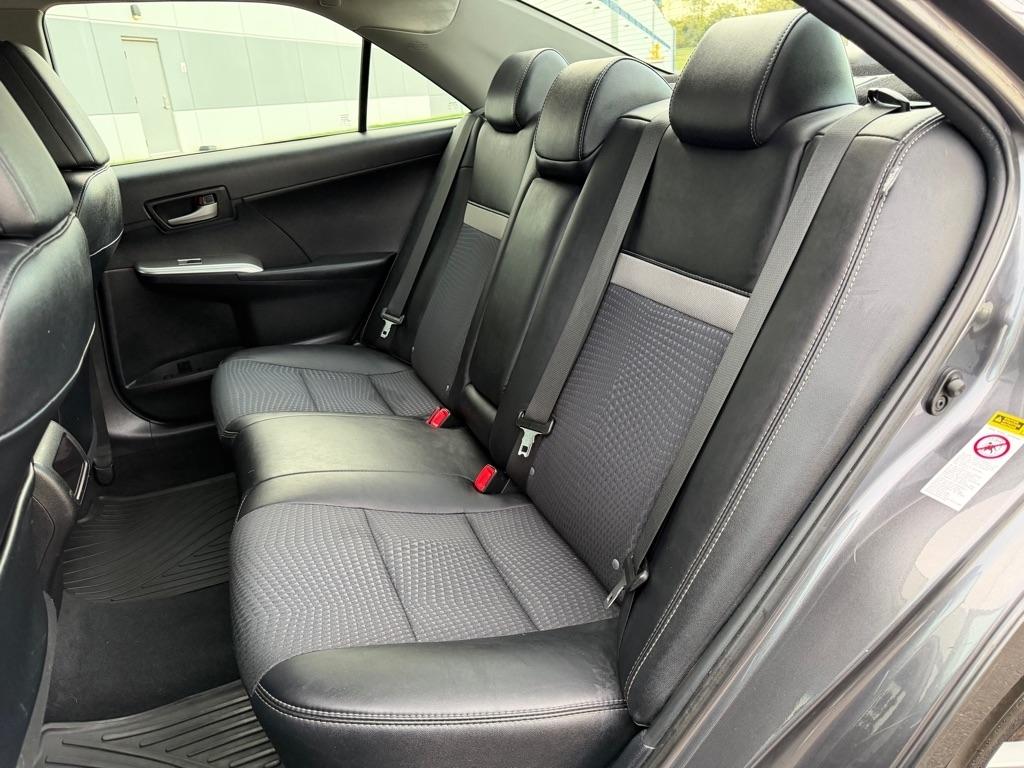 Toyota Camry SE 2014